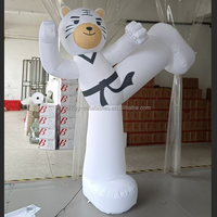 Personnalisé 2.5mH gonflable Taekwondo Kungfu homme modèle poupée gonflable karaté Guy pour la publicité ou la décoration