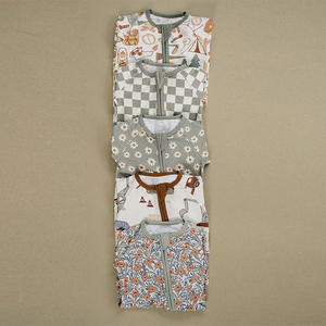 Combinaison pour bébé bio en bambou côtelé avec fermeture éclair, grenouillère pour bébé durable, pyjama pour nouveau-né, vêtements pour bébé personnalisés, combinaison pour nourrisson - Product Image 4