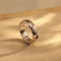 Lumon Bague-montre personnalisée pour chien, en forme de cœur, avec opale, pour cendres d'animaux, bijou commémoratif de crémation en laiton, Prêt à expédier