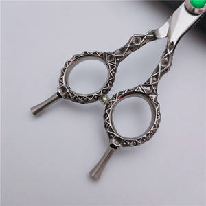 Ciseaux à cheveux professionnels 440C pour droitiers, ciseaux plats à 30 dents, en acier inoxydable, outils de coiffure, fabrication chinoise - Product Image 1