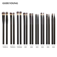 Pinceau de maquillage pour le contour du nez, l'ombre à paupières, le correcteur, l'ombre à paupières, le pinceau à sourcils et à lèvres