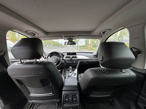 2016 <span class=keywords><strong>BMW</strong></span> Série 3 GT Sedan Voitures à direction gauche foncée à essence <span class=keywords><strong>320i</strong></span> 5 portes 5 places d'occasion pour adultes - Product Image 5