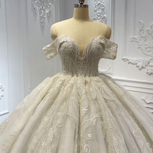 Robe de mariée de bal de fin d'année longue jusqu'au sol en tulle avec appliques florales en cristal modernes LSCJ09, traîne de cour - Product Image 1