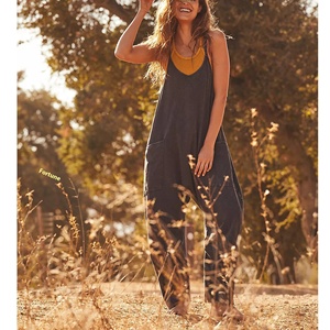 JAC22 F190 <span class=keywords><strong>Mono</strong></span> de Punto Casual para Mujer con Pantalones Largos, Nuevo Diseño de Moda con Bolsillos y Tirantes - Product Image 2