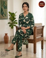 Set Pakaian Wanita Dua Potong Bahan Katun Hijau Terlaris, Cepat Kering, Lembut, Modern, Kasual, Cocok untuk Pesta, Tersedia Diskon