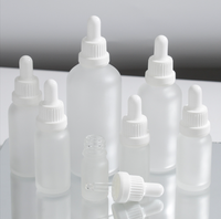 Bouteilles d'huile essentielle de 5 ml, 10 ml, 15 ml, 20 ml, 30 ml, 50 ml, 100 ml pour la distribution, flacon compte-gouttes en verre transparent givré
