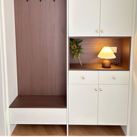 Meuble à chaussures moderne sur mesure avec grand rangement, écologique et durable