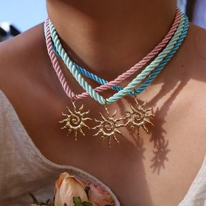 Collar de Oro de 18K Hecho a Mano para Niños, Cadena Trenzada de Nuevo Color, Joyería de Acero Inoxidable Chapado en Oro para Mujer - Product Image 2