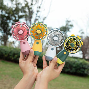 Vente en gros portable USB Mini Cartoon Rechargeable Motif mignon Charge légère Ventilateurs réglables à 3 vitesses pour le refroidissement - Product Image 4