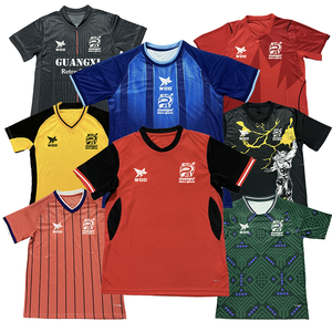 قمصان كرة قدم تايلاندية عالية الجودة بتصميم ريترو للمنزل/الخارج، شعارات مطبوعة بالحرارة، شحن مجاني، 100% بوليستر، سريعة الجفاف - Product Image 1