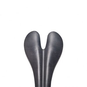Selle de vélo ergonomique en feutre carbone 3K, épaisseur 5 mm, design creux respirant, légère pour vélos de route, VTT et course - Product Image 4