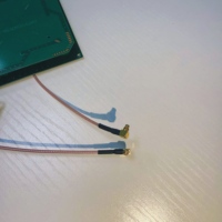 Antena RFID UHF de Alto Rendimiento con Polarización Circular de 4dBi, FCC ETSI, Campo Largo, 902-928MHz, Rango de Lectura de 0-8m, 75*75*12mm