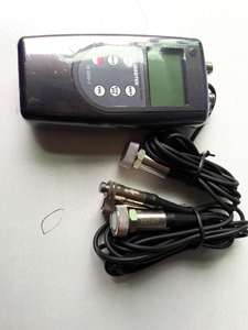 Vibromètre à 3 canaux, analyseur de vibrations à trois canaux VM-6380-3 - Product Image 3