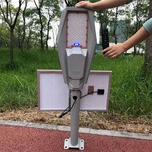 Lampadaires solaires LED efficaces de 400 W pour les routes, solution haut de gamme pour l'éclairage routier - Product Image 4