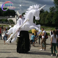 Costume de licorne gonflable créatif pour défilé et décoration d'événements