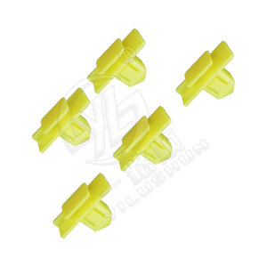 Smooth Sailing Nylon Door Panel <b>Trim</b> <b>Clips</b> D986 For Mitsubishi Automotive Wheel Arch Fixing Plastic Fasteners - Product Image 1