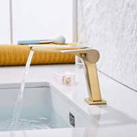 Robinet de lavabo moderne en laiton à prix de gros, monocommande, à poser sur le comptoir, mitigeur eau chaude et froide