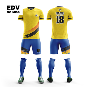 Camiseta de fútbol de sublimación de alta calidad, duradera y cómoda para entrenamiento de equipo - Product Image 6