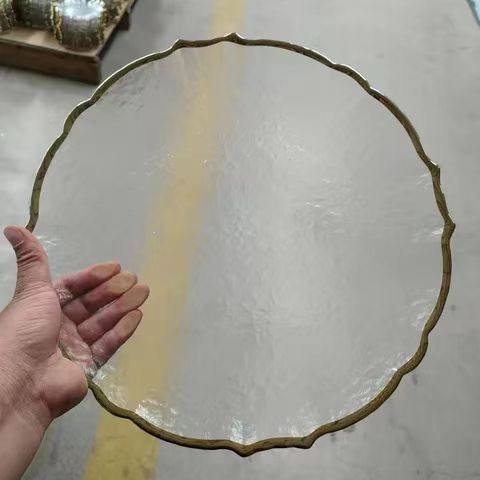 Bordure argentée transparente