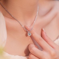 Collier Couronne Six Griffes TikTok Live pour Femme, Article Tendance, Moissanite Scintillante, Luxe Haut de Gamme, Plaqué Platine Starlight, Fournisseur tiers