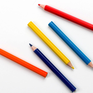 Ensemble de crayons de couleur, 12 <span class=keywords><strong>couleurs</strong></span> par boîte ; mini-crayons en plastique en tube, crayons de dessin pour enfants, 3,5 pouces - Product Image 3