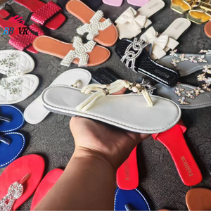 Sandalias Abiertas para Mujer YONGGE, Elegantes Chanclas de Playa con Hebilla y Plantilla de PU para Verano - Product Image 3