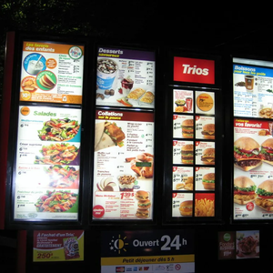 กรอบโปสเตอร์กระจกนิรภัยแบบสั่งทำพิเศษ รูปทรงสี่เหลี่ยมผืนผ้า ขนาด A3 A4 บางเฉียบ พร้อมกล่องไฟแบบ Snap สำหรับ<span class=keywords><strong>โฆษณา</strong></span>บนโต๊ะในร้าน <span class=keywords><strong>KFC</strong></span> และร้านกาแฟ - Product Image 3