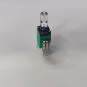 Trục Trong Suốt Với Con Dấu Đèn Tích Hợp B10K B5K B100K Chiết Áp <span class=keywords><strong>LED</strong></span> 9Mm Thẳng Đứng - Product Image 3