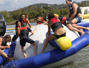 Balançoire aquatique gonflable Saturne pour adultes, parc aquatique gonflable pour le lac, jouet <span class=keywords><strong>de</strong></span> <span class=keywords><strong>piscine</strong></span> gonflable amusant - Product Image 6