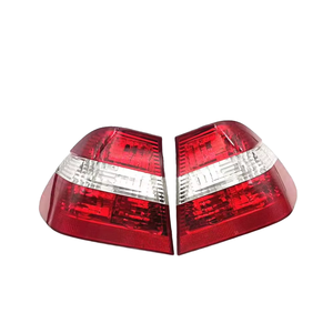 63216946535 63216946536 Xiaoteng Rojo PC Nuevas Luces Traseras Exteriores para Automóvil, Lámpara <span class=keywords><strong>Antiniebla</strong></span> para <span class=keywords><strong>E46</strong></span> 320i 325i 330i Trasera Izquierda/Derecha - Product Image 1