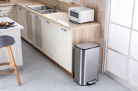 Seau de rangement à pédale en métal moderne et chic de 30L Poubelle à pédale pour une gestion efficace des déchets