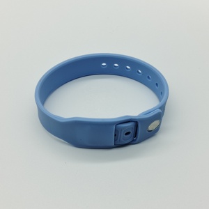 Biểu Tượng Tùy Chỉnh Đầy Màu Sắc Silicone <span class=keywords><strong>Rfid</strong></span> NFC Dây Đeo Cổ Tay Vòng Đeo Tay Không Thấm Nước 125Khz 13.56Mhz Uhf Kiểm Soát Truy Cập Tag <span class=keywords><strong>1K</strong></span> Chip Cho Khách Sạn - Product Image 4