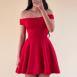 Nouvelle Robe Mini Femme Chic et Tendance 2025, Épaules Dénudées, Col en A, Dos Nu, Couleur Unie - Product Image 1