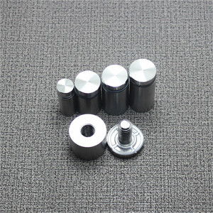 Tornillos Publicitarios de Acero Inoxidable Sólido de Fábrica Yingpeng, DIN912, Cabeza Redonda, Niquelados, para Tiendas y Supermercados - Product Image 2