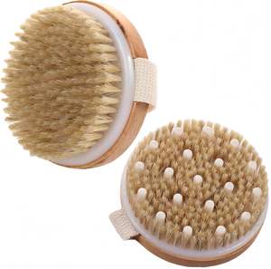 Brosse de massage corporelle en bois à poils naturels pour la cellulite, exfoliation et gommage à sec sous la douche - Product Image 1