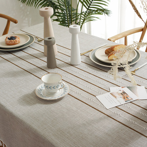 <span class=keywords><strong>Mantel</strong></span> moderno simple simétrico a rayas <span class=keywords><strong>mantel</strong></span> <span class=keywords><strong>de</strong></span> algodón y <span class=keywords><strong>lino</strong></span> <span class=keywords><strong>mantel</strong></span> <span class=keywords><strong>rectangular</strong></span> <span class=keywords><strong>de</strong></span> color sólido - Product Image 3
