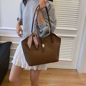 Sacs à main tendance pour femmes, grande capacité, en cuir PU, pour les sorties, le shopping et le quotidien - Product Image 6
