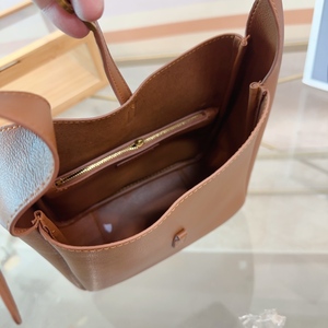 Bolso de Hombro Tipo Hobo de Diseño, de Cuero Genuino para Mujer, con Cierre de Cremallera, Forma de Almohada, Alta Calidad, Venta al Por Mayor, China - Product Image 3
