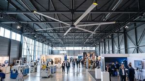 พัดลมระบายอากาศขนาดใหญ่พร้อมฟังก์ชั่นทำความเย็น พัดลมเพดานอุตสาหกรรมสำหรับโรงเรือนโคนม - Product Image 4