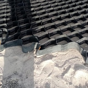 Grille de <span class=keywords><strong>gravier</strong></span> en plastique noir HDPE <span class=keywords><strong>pas</strong></span> <span class=keywords><strong>cher</strong></span>, géocellule de soutien de charge, vente, prix fabricant, géocellule HDPE - Product Image 4