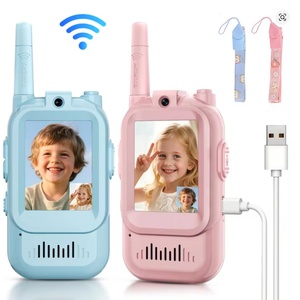 Walkie-Talkie de Video para Niños Mejorado de 2 Pulgadas, 2 Vías, Alcance de 1500 Pies, Efectos de Voz Geniales, Red 2G, Resistente al Agua IP55, para Niños de 3 a 12 Años - Product Image 1