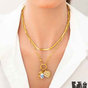 Bracelet fin à breloques plaqué or 18 carats avec pendentif fleur et cœur en perle, idéal pour le quotidien - Product Image 2