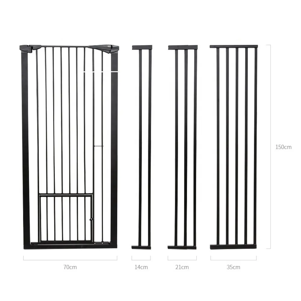 1.5M Tall Dog Safety Gate Auto Close Extra Wide Walk Through Pet Safety GateとSmall Pet Door