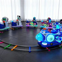 Train électrique commercial intérieur/extérieur, voiture télécommandée multi-places pour enfants pour parcs d'attractions, centres commerciaux, crèches