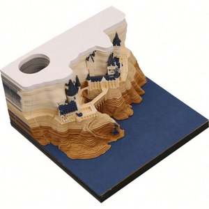 Escultura de Castillo en Papel 3D para Decoración de Oficina - Bloc de Notas con Calendario de Hojas Sueltas con Grabado del Año del Dragón 2024 Personalizado - Product Image 1