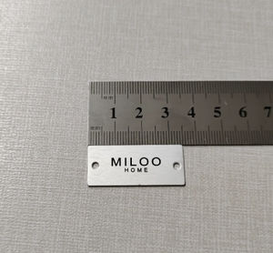 Muebles de Baño Personalizados, Placas de Identificación de Metal Oxidado con Grabado e Impresión, Placas de Identificación de Aluminio con Perforación Artesanal - Product Image 3