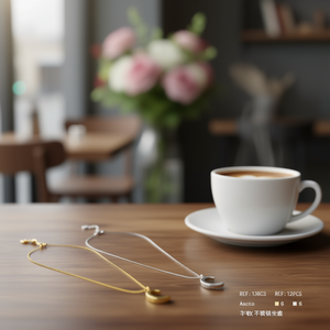 Collar Gargantilla de Acero Inoxidable con Letra C, Chapado en Oro y Plata, Joyería de Moda Unisex para Uso Diario, Cadena de Serpiente - Product Image 3