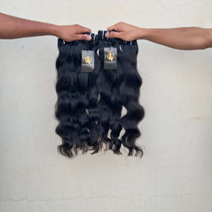 Vente en gros de extensions de cheveux humains brésiliens blonds ondulés non traités de temple indien faisceaux de tissage de vague de corps - Product Image 2