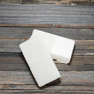 Fabrication professionnelle <span class=keywords><strong>de</strong></span> bougies en cire <span class=keywords><strong>de</strong></span> <span class=keywords><strong>paraffine</strong></span> 56 58 60 entièrement raffinée en usine chinoise - Product Image 3