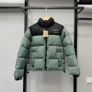 Giacca Imbottita Classica TNF 1996 Personalizzata Reversibile Taglie Forti Invernale Calda e Confortevole Antifreddo - Product Image 4